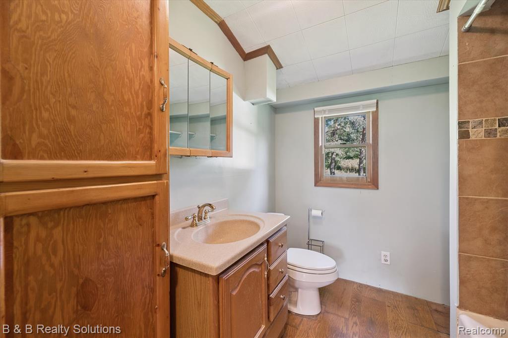 5159 Millis Road, North Branch, MI 48461 — Photo 25