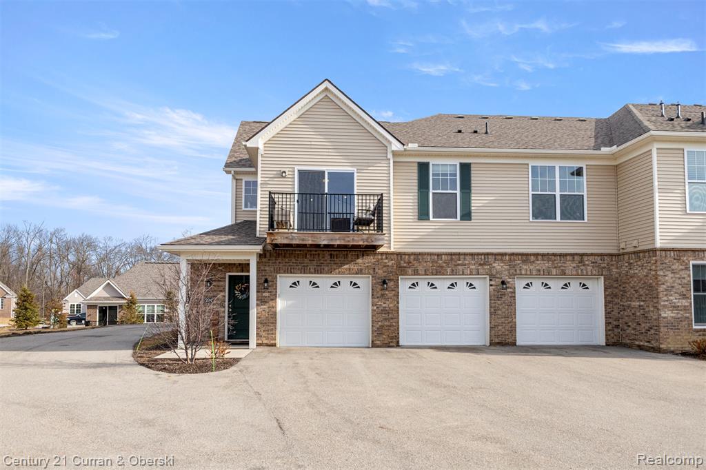 9781 Ridge Run Street, 70, Howell, MI 48855 — Photo 2