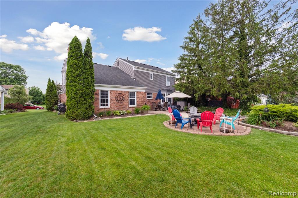 45270 Twining Street, Canton, MI 48187 — Photo 43