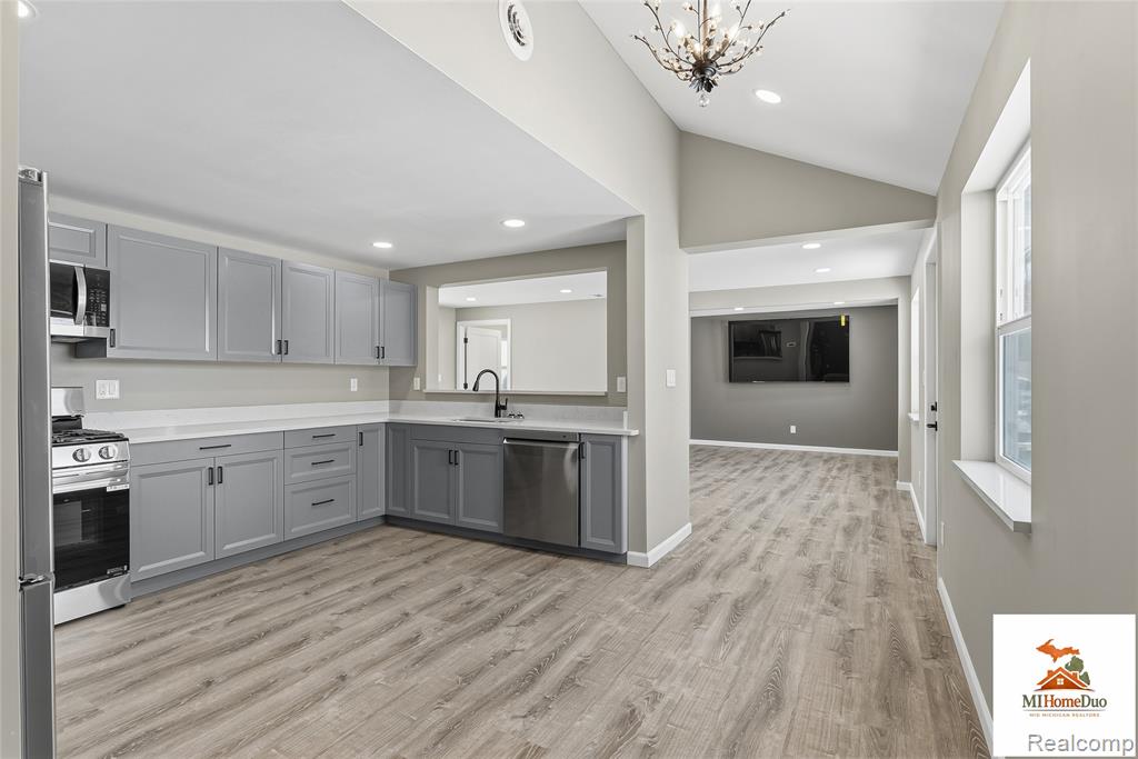 713 S Mill Street, Clio, MI 48420 — Photo 16