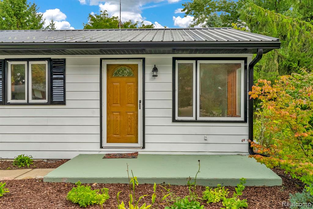 538 N Neeper Street, Capac, MI 48014 — Photo 4