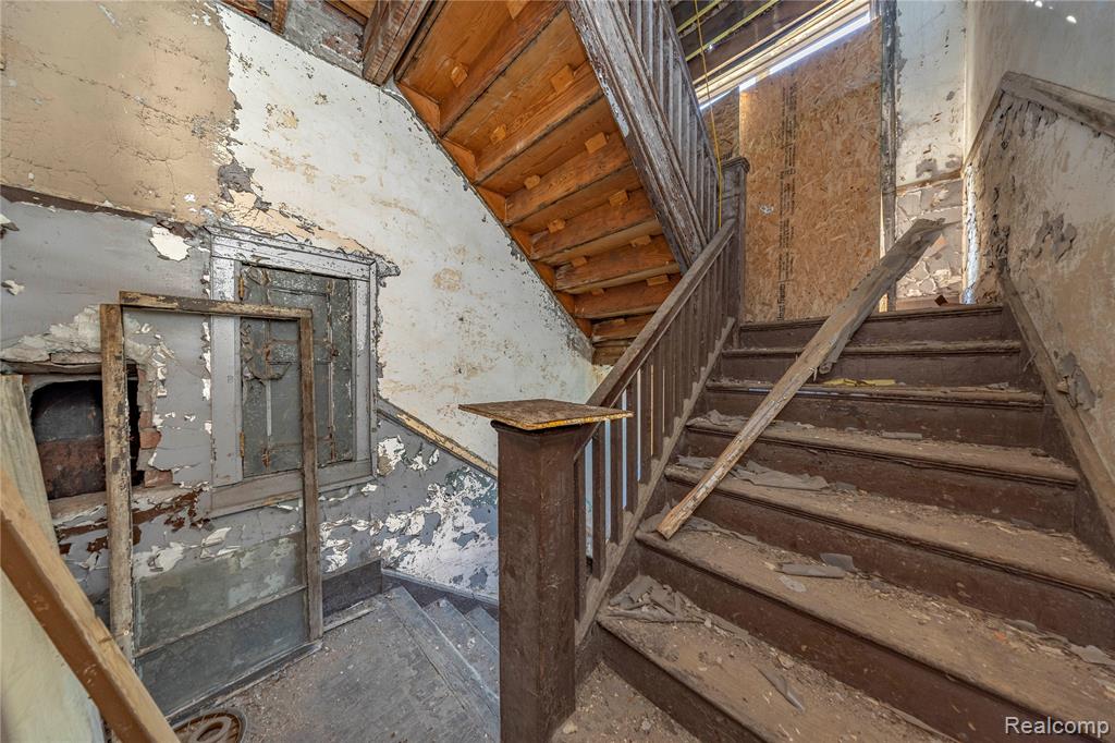 69 Seward Street, Detroit, MI 48202 — Photo 20