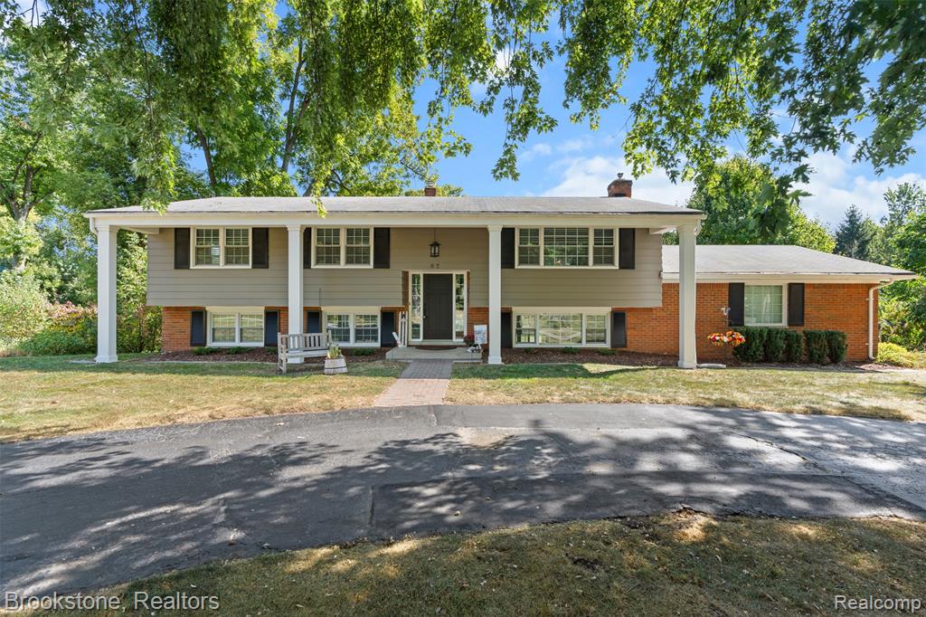 87 E Maryknoll Road, Rochester Hills, MI 48309 — Photo 2