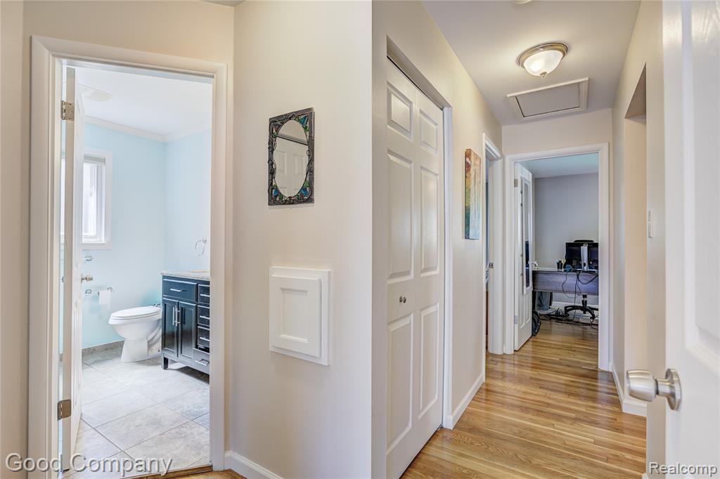 4248 Rosewold Avenue, Royal Oak, MI 48073 — Photo 14