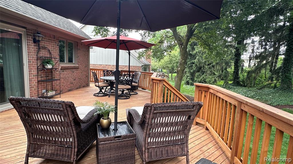 16795 Country Knoll Drive, Northville, MI 48168 — Photo 40