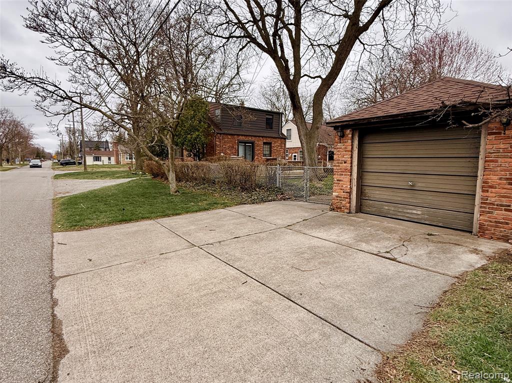 9900 Cranston Street, Livonia, MI 48150 — Photo 44