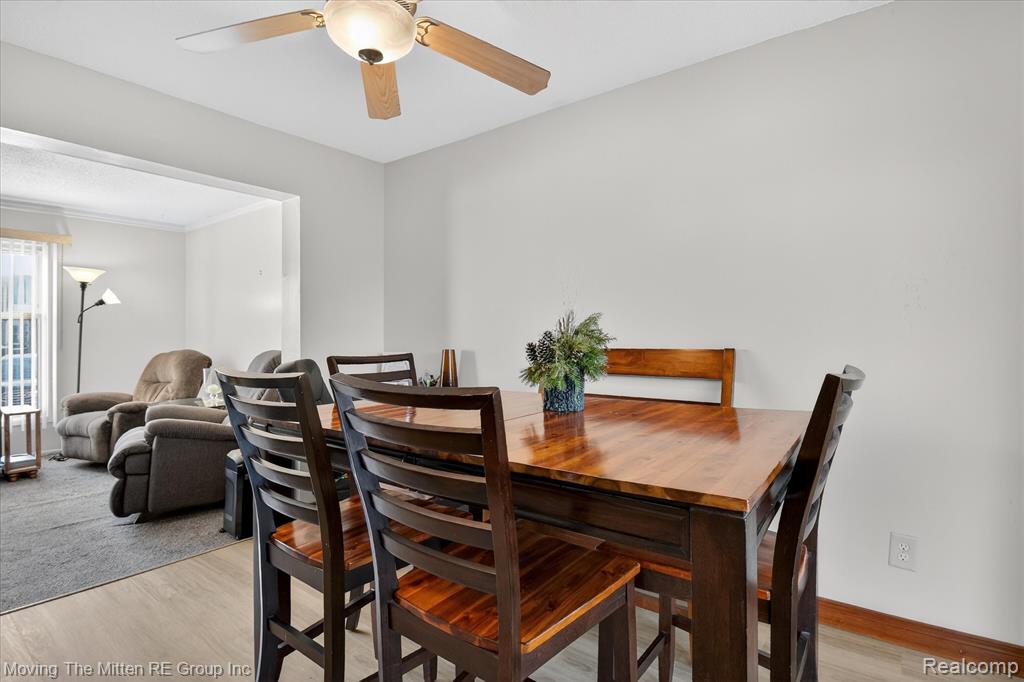 13153 Lake Point Boulevard, Belleville, MI 48111 — Photo 14