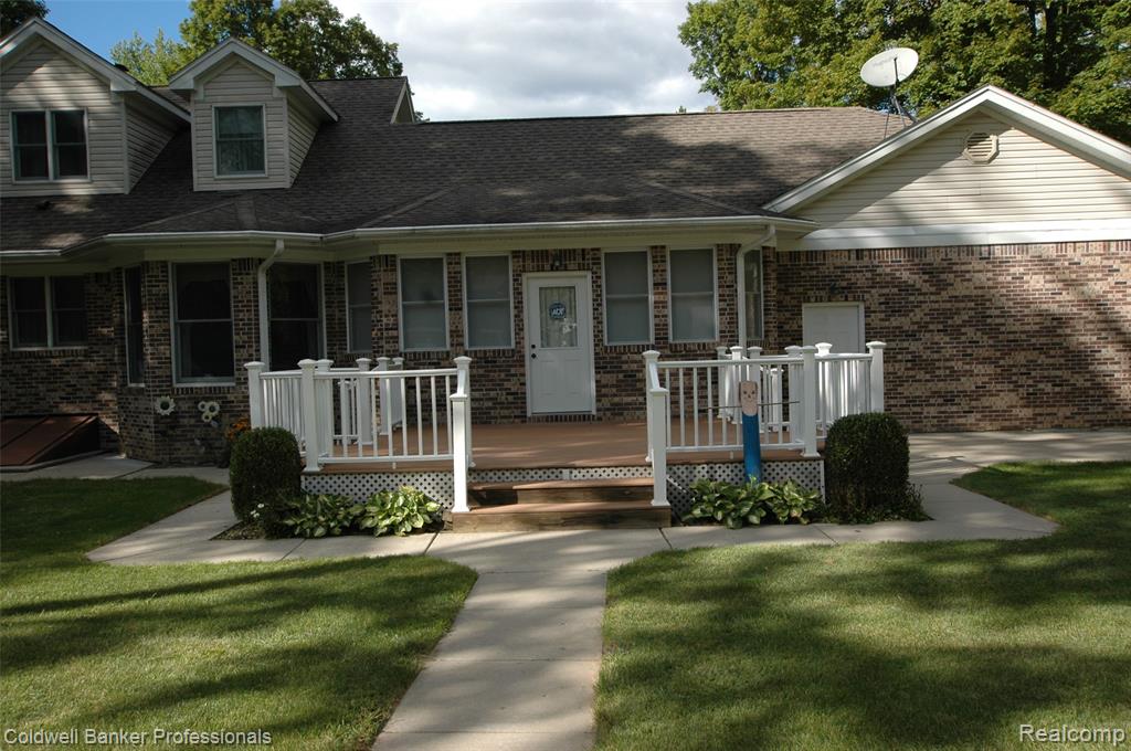 4266 River Drive NE, Gladwin, MI 48610 — Photo 9