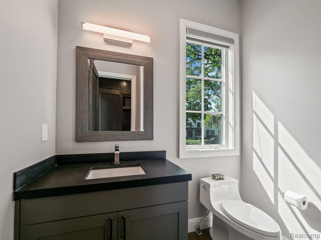 415 ARGYLE Street, Birmingham, MI 48009 — Photo 26