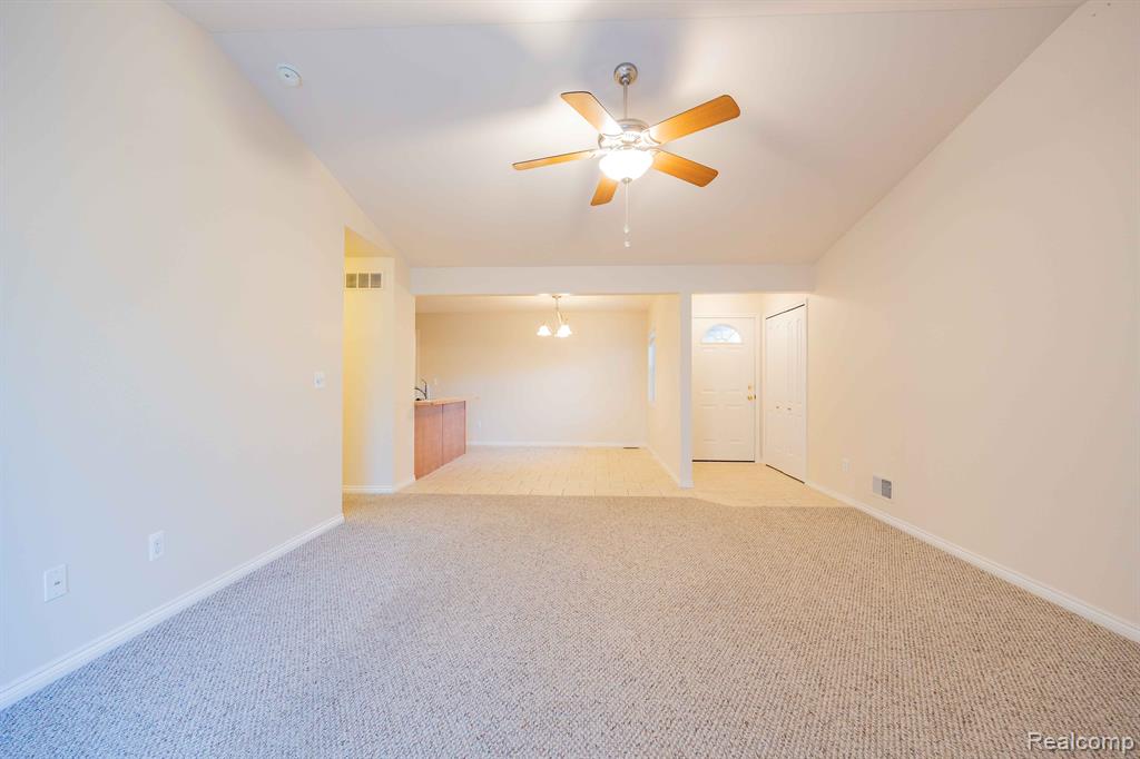 37575 N DIANNE Lane, New Boston, MI 48164 — Photo 7