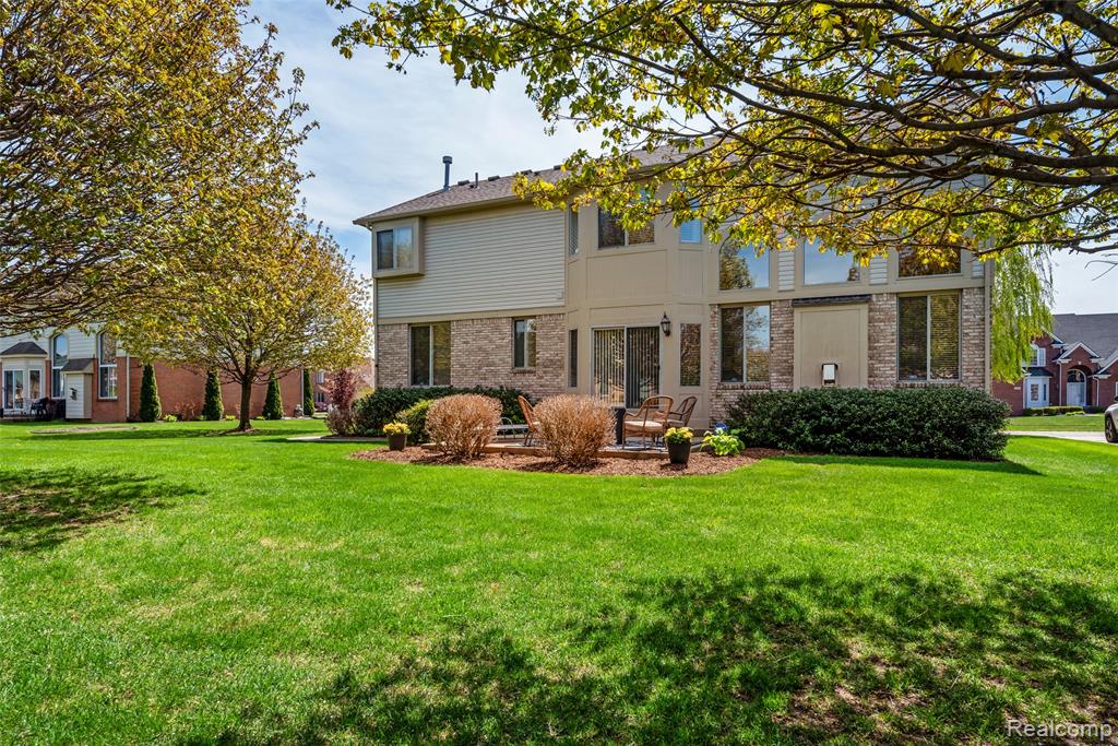 14109 Berryknoll Drive, Utica, MI 48315 — Photo 47