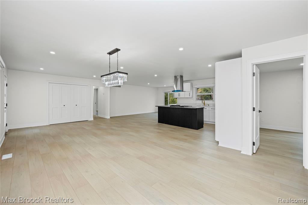4800 Faircourt Drive, West Bloomfield, MI — Photo 8