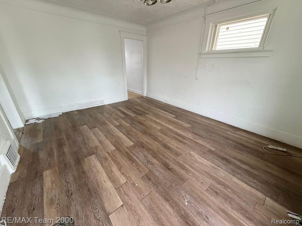 5444 Hartwell Street, Dearborn, MI 48126 — Photo 2