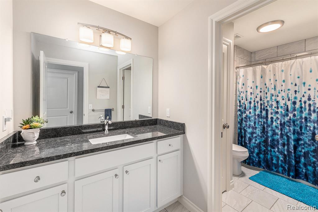 881 W Bay Shore Drive, Oxford, MI 48371 — Photo 19