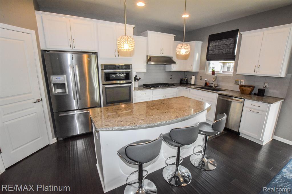 29914 BRAEBURN, New Hudson, MI 48165 — Photo 20
