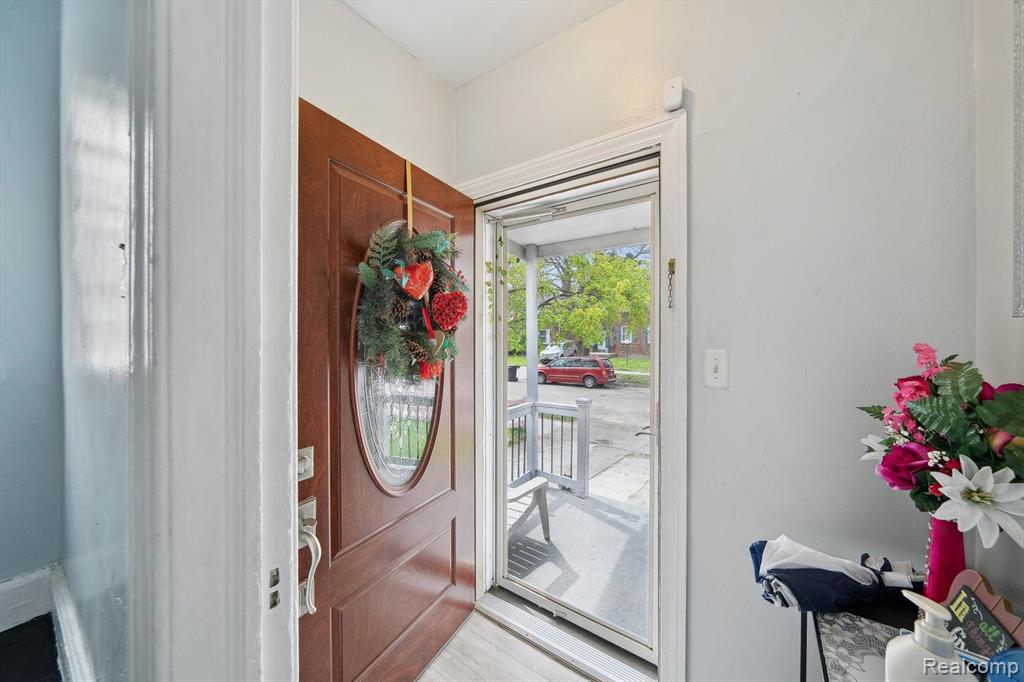 15032 SNOWDEN Street, Detroit, MI 48227 — Photo 3