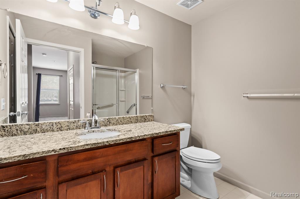3276 Theodore E, 2, Wixom, MI 48393 — Photo 4
