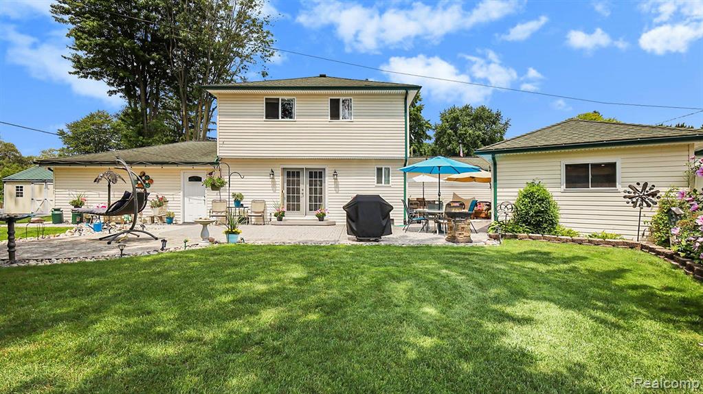 8635 N ESTON Road, Clarkston, MI 48348 — Photo 33