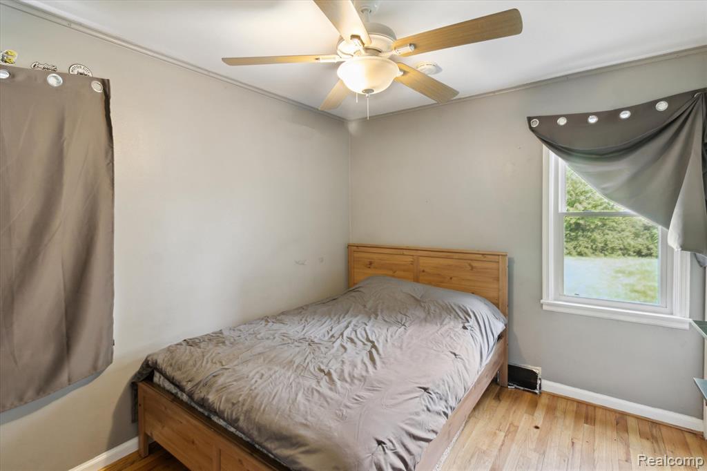 8025 Mayfair Street, Taylor, MI 48180 — Photo 14