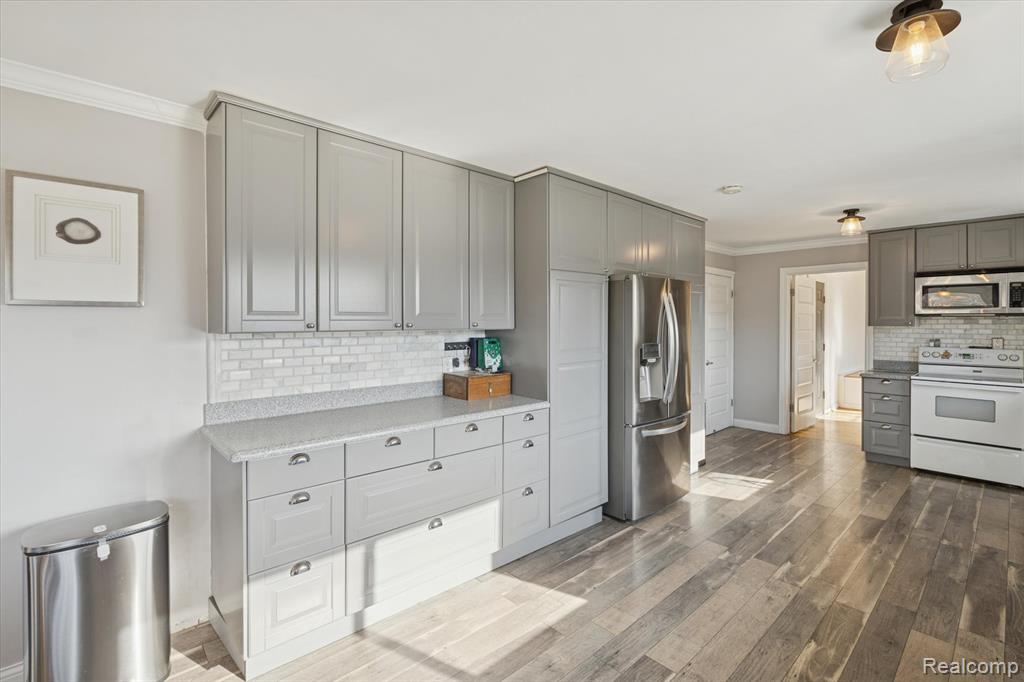 6024 E Holly Road E, Holly, MI 48442 — Photo 14