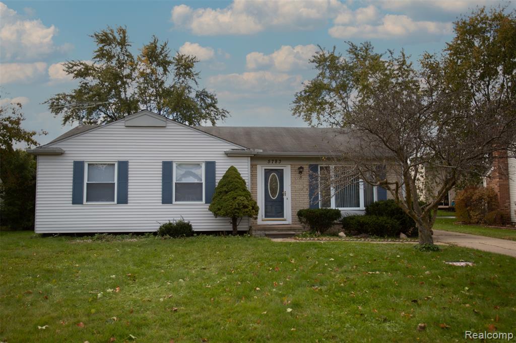 5783 Williamsburg Court, Waterford, MI 48327 — Photo 89