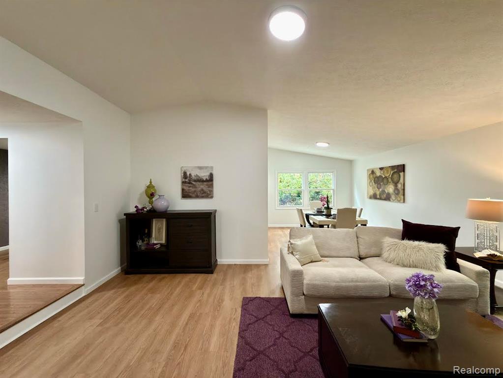 4973 Danbury Drive, Troy, MI 48085 — Photo 37