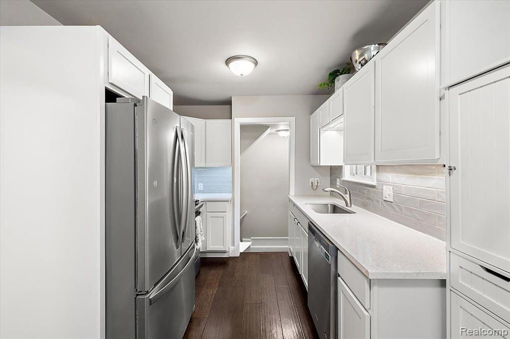617 IRVING Avenue, Royal Oak, MI 48067 — Photo 15