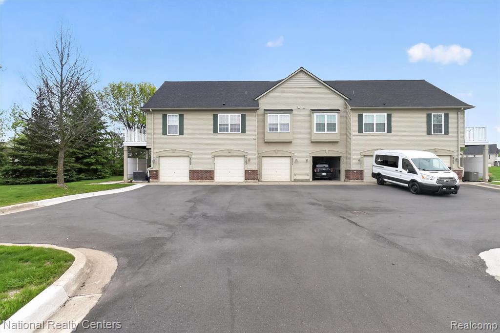 4371 Aster Boulevard, Howell, MI 48843 — Photo 32