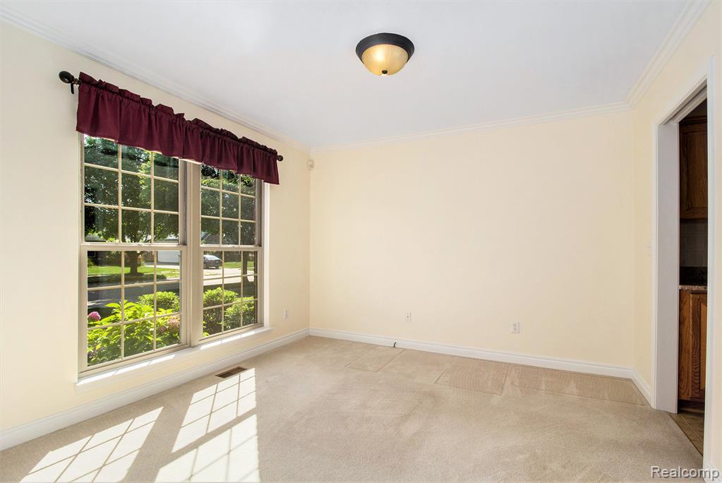 44293 La Domain Drive, Sterling Heights, MI 48314 — Photo 4