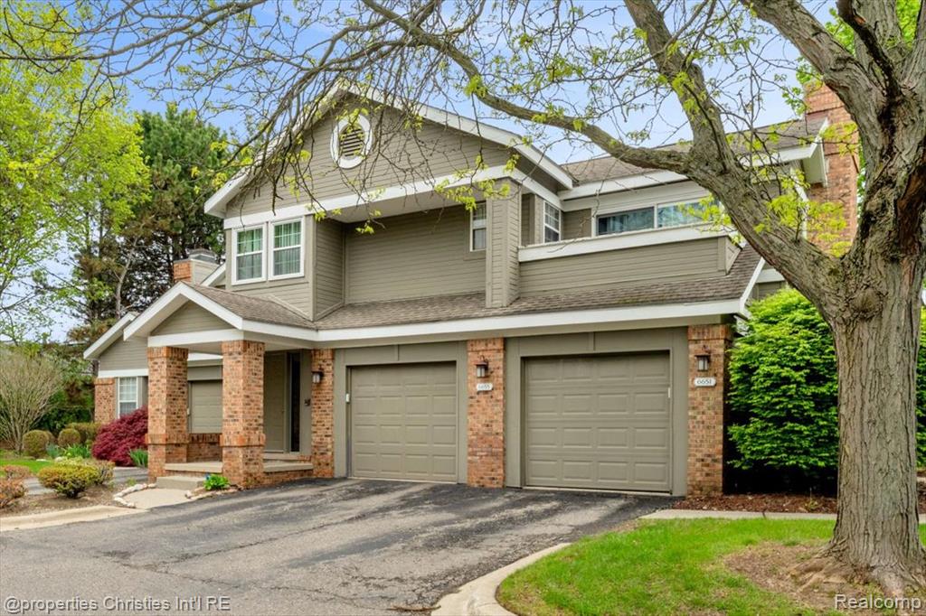 6651 Hearthside Court, West Bloomfield, MI — Photo 2