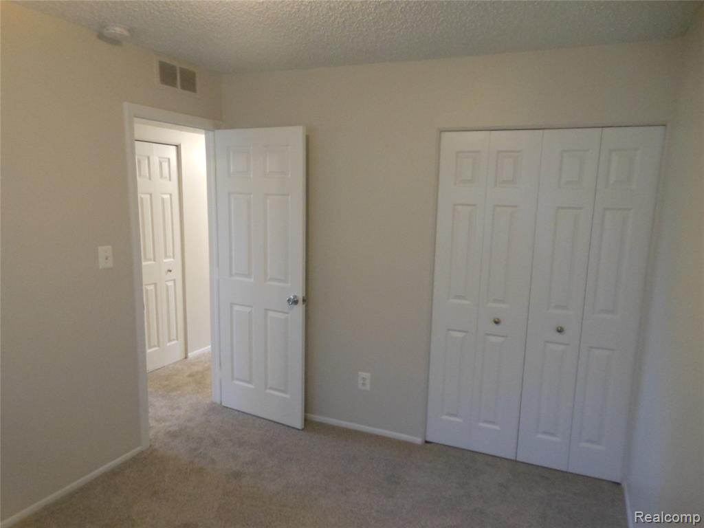 501 E BRECKENRIDGE Street, Ferndale, MI 48220 — Photo 16