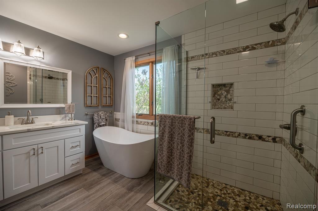 4231 LIPPINCOTT Road, Lapeer, MI 48446 — Photo 13