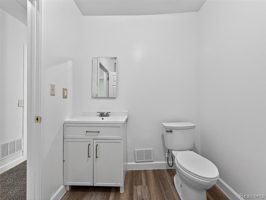 5345 Seebaldt Street, Detroit, MI 48204 — Photo 15