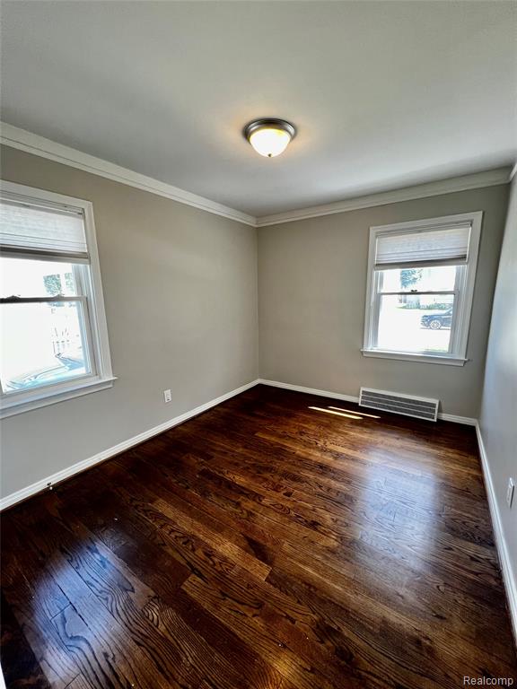 740 W Shevlin Avenue, Hazel Park, MI 48030 — Photo 7