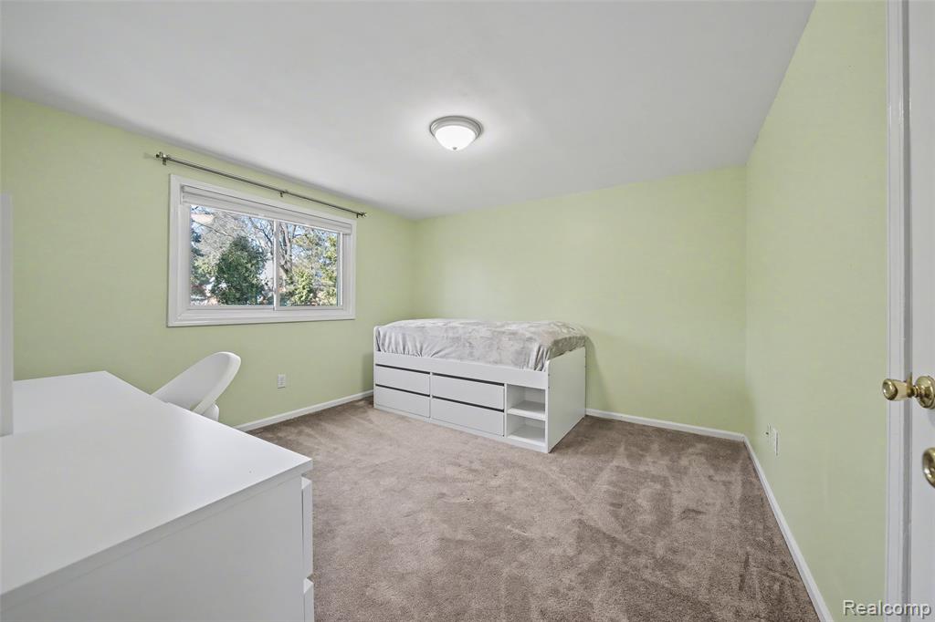 5363 Clearview Drive, Troy, MI 48098 — Photo 45