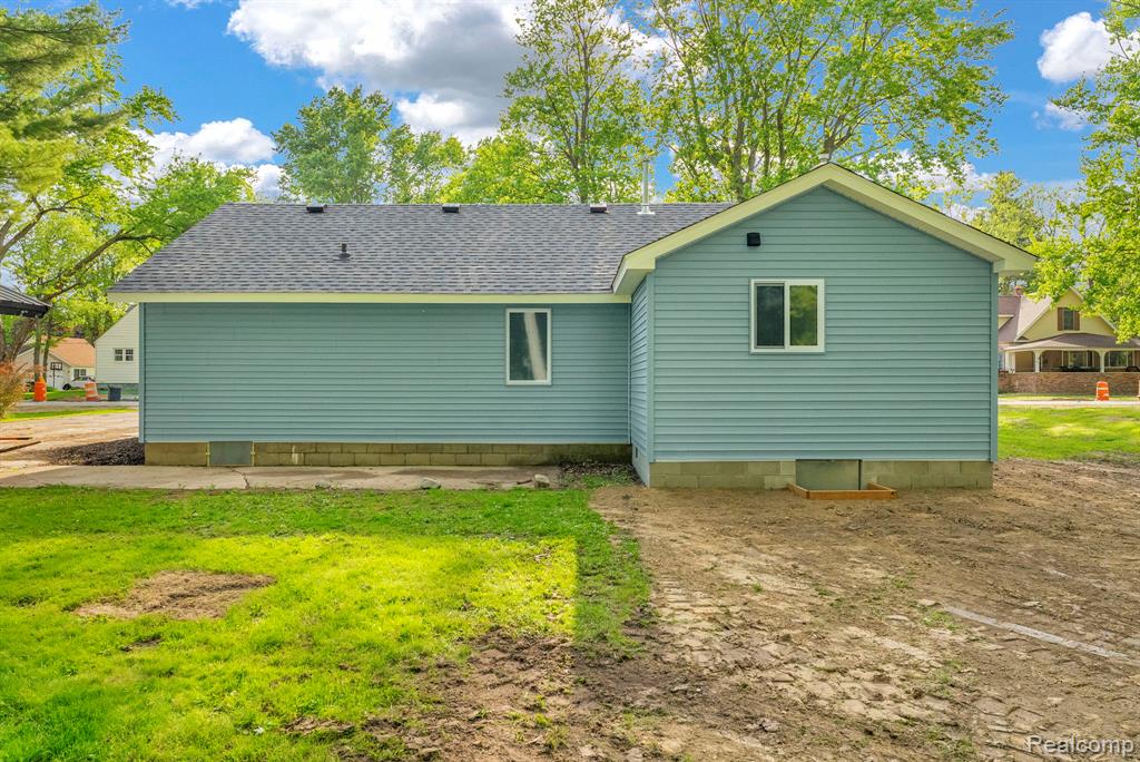 34 Pack Street, Croswell, MI 48422 — Photo 32
