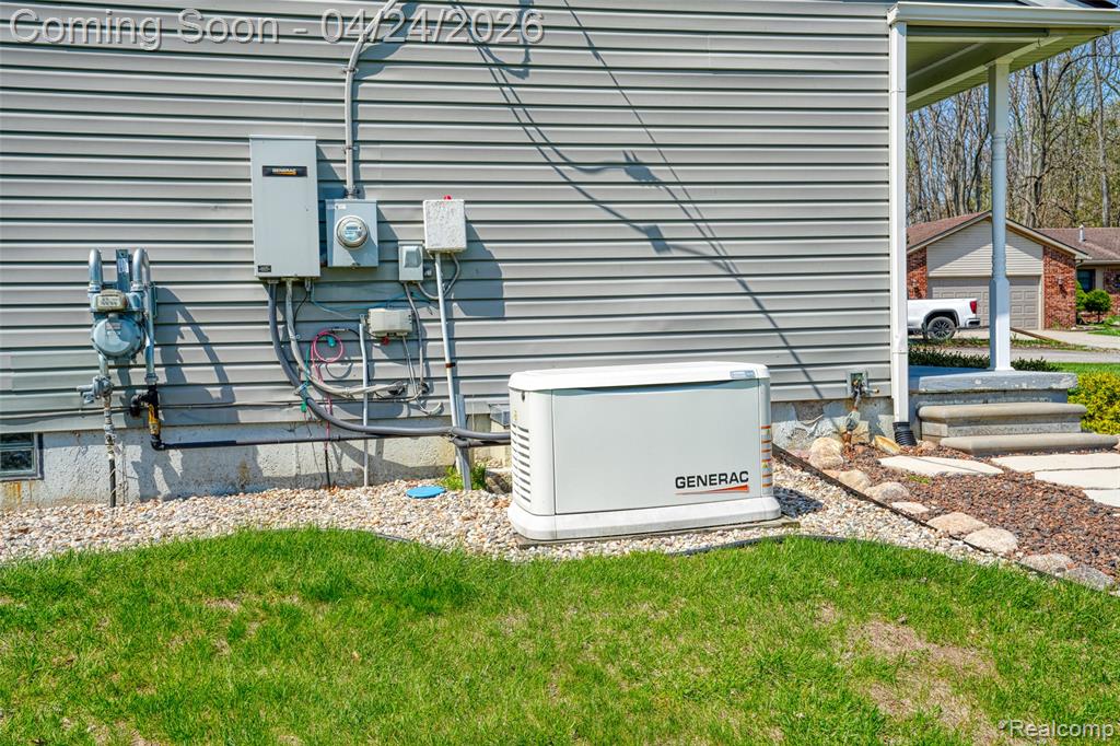6056 Superior Drive, Brighton, MI 48116 — Photo 48