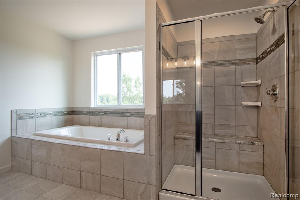 4530 BARBARA KAY, White Lake, MI 48383 — Photo 22