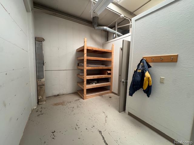 9972 Dixie Highway, Ira, MI — Photo 19