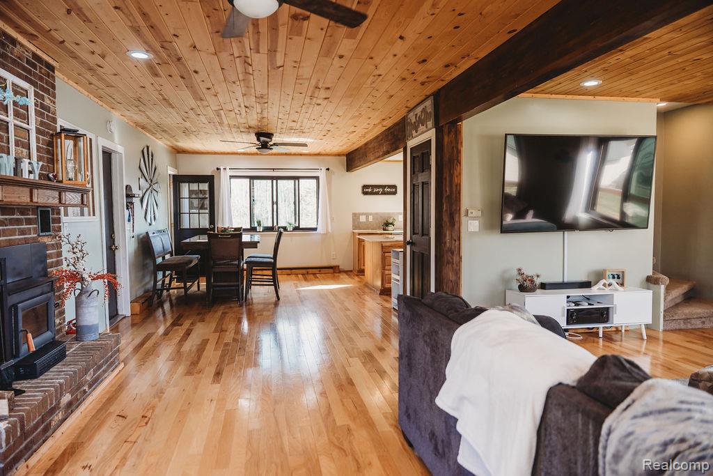 7186 Pineview Drive, Mancelona, MI 49659 — Photo 17