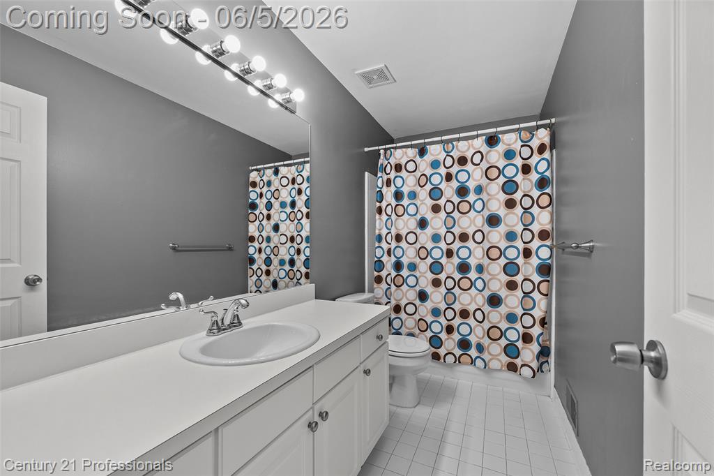 3061 Talon Circle, Lake Orion, MI — Photo 36