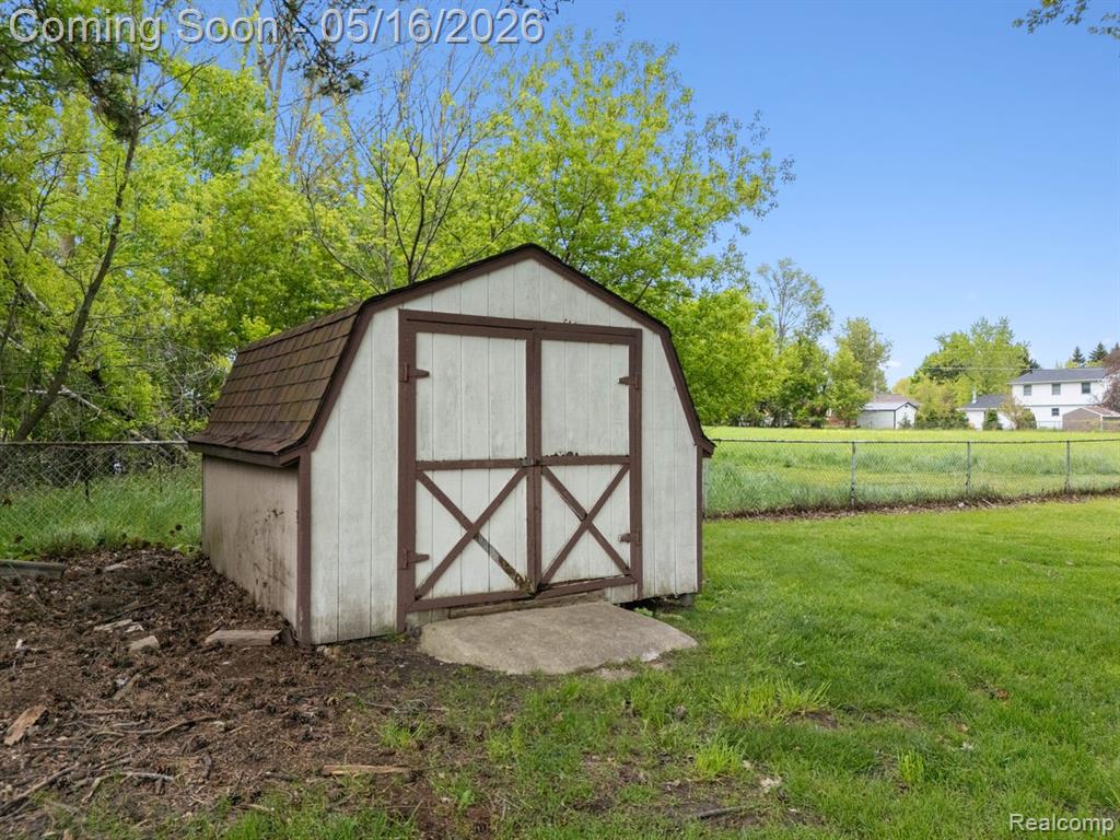 12489 Jennings Road, Linden, MI 48451 — Photo 30