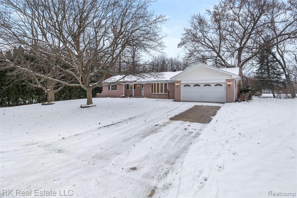 5558 Meadow Lane, Shelby Twp, MI 48316 — Photo 2