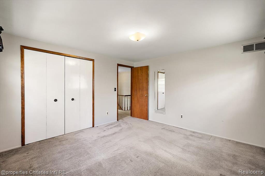 41501 Ladywood Court, Northville, MI 48168 — Photo 28