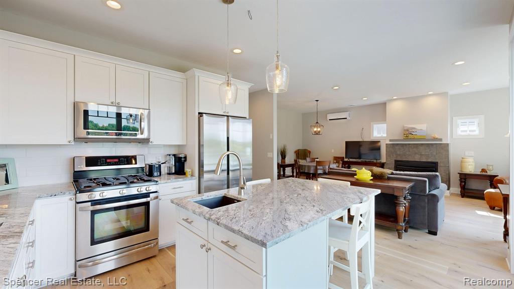 615 Dunleavy Drive, Highland, MI 48356 — Photo 11