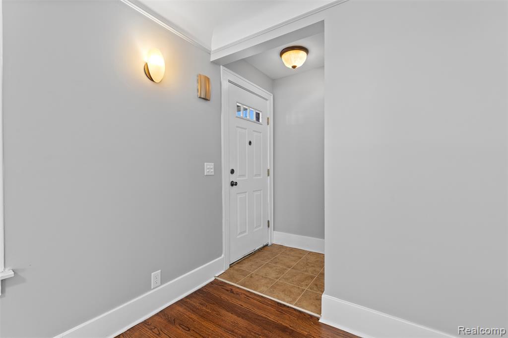 5452 Maple Street, Dearborn, MI 48126 — Photo 6