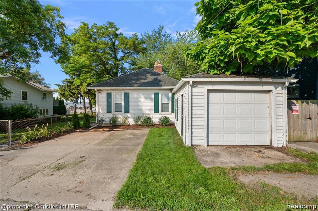 11346 E Shore Drive, Whitmore Lake, MI 48189 — Photo 3