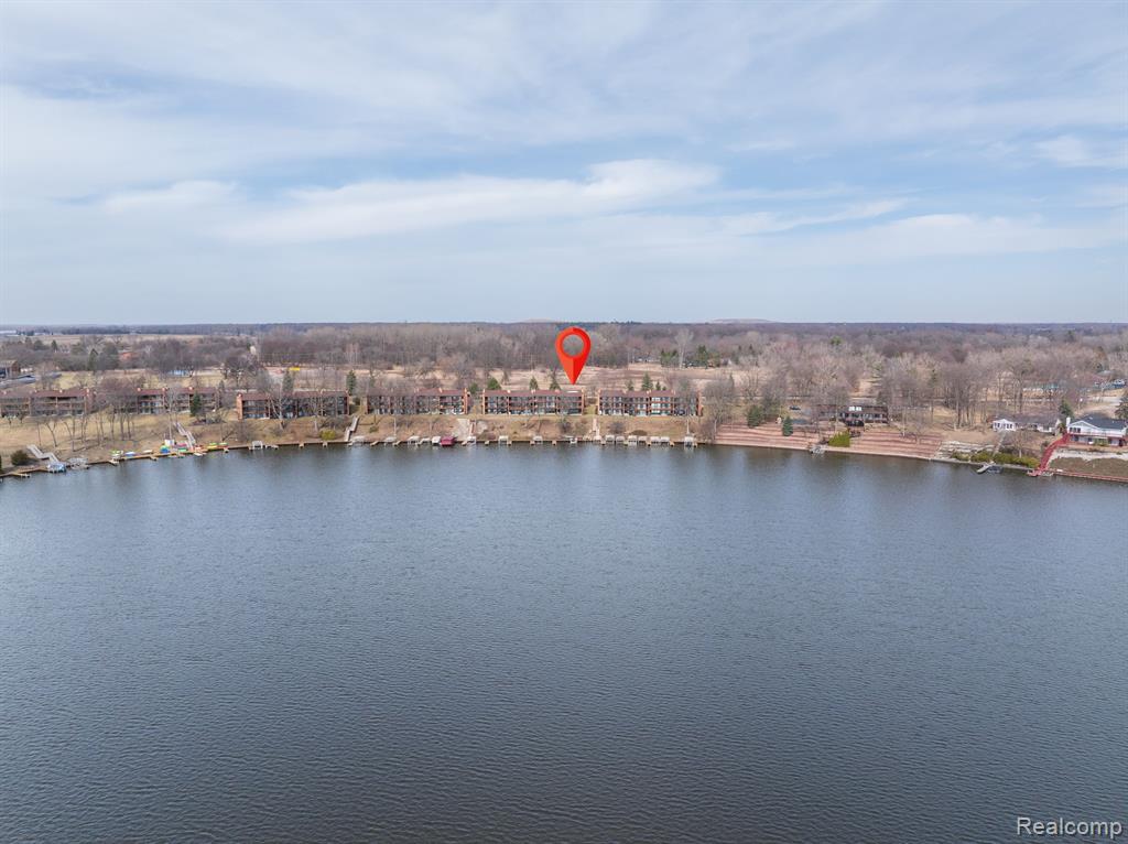 48041 BAYSHORE Drive, Belleville, MI 48111 — Photo 35