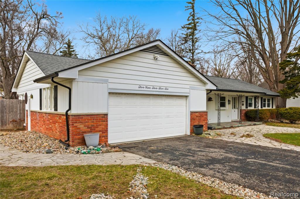 29256 Utley Road, Farmington, MI 48334 — Photo 13