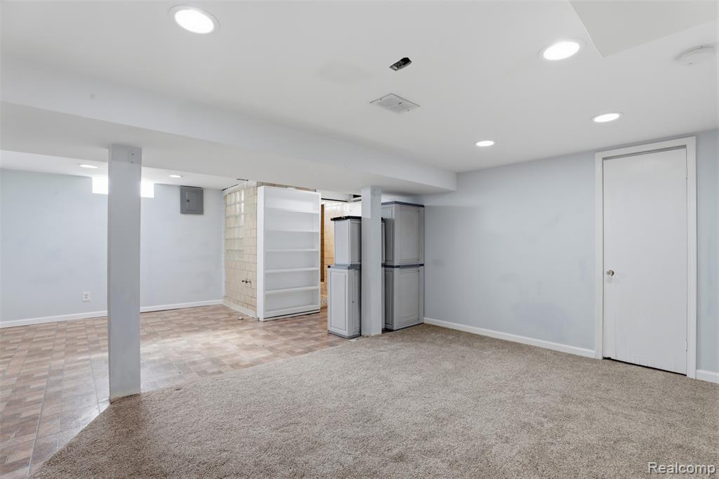 31651 Grant Street, Wayne, MI, 48184